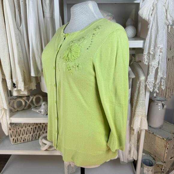 Christopher & Banks sz. XL light green embroidered sweater. 3/4 sleeve. #4246 - Picture 3 of 9